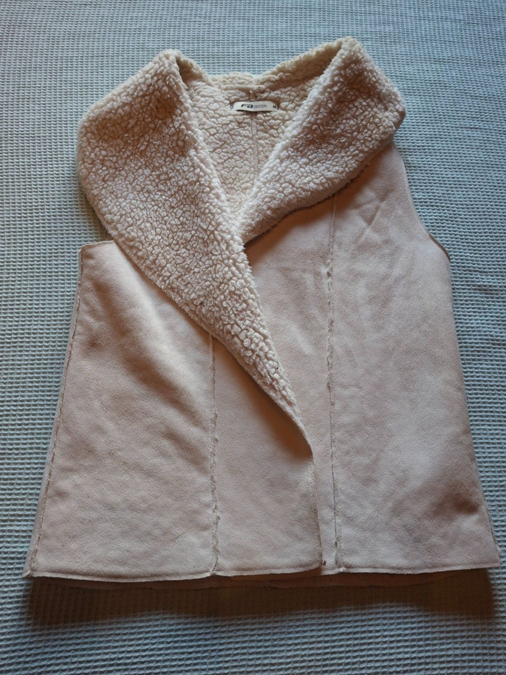 Gilet & Giacche senza maniche: Gilet taille M marque FB Sister – Usato da Villiers venduto da san_jn5w