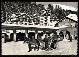 Arosa, Partie am Bahnhof mit Pferdeschli