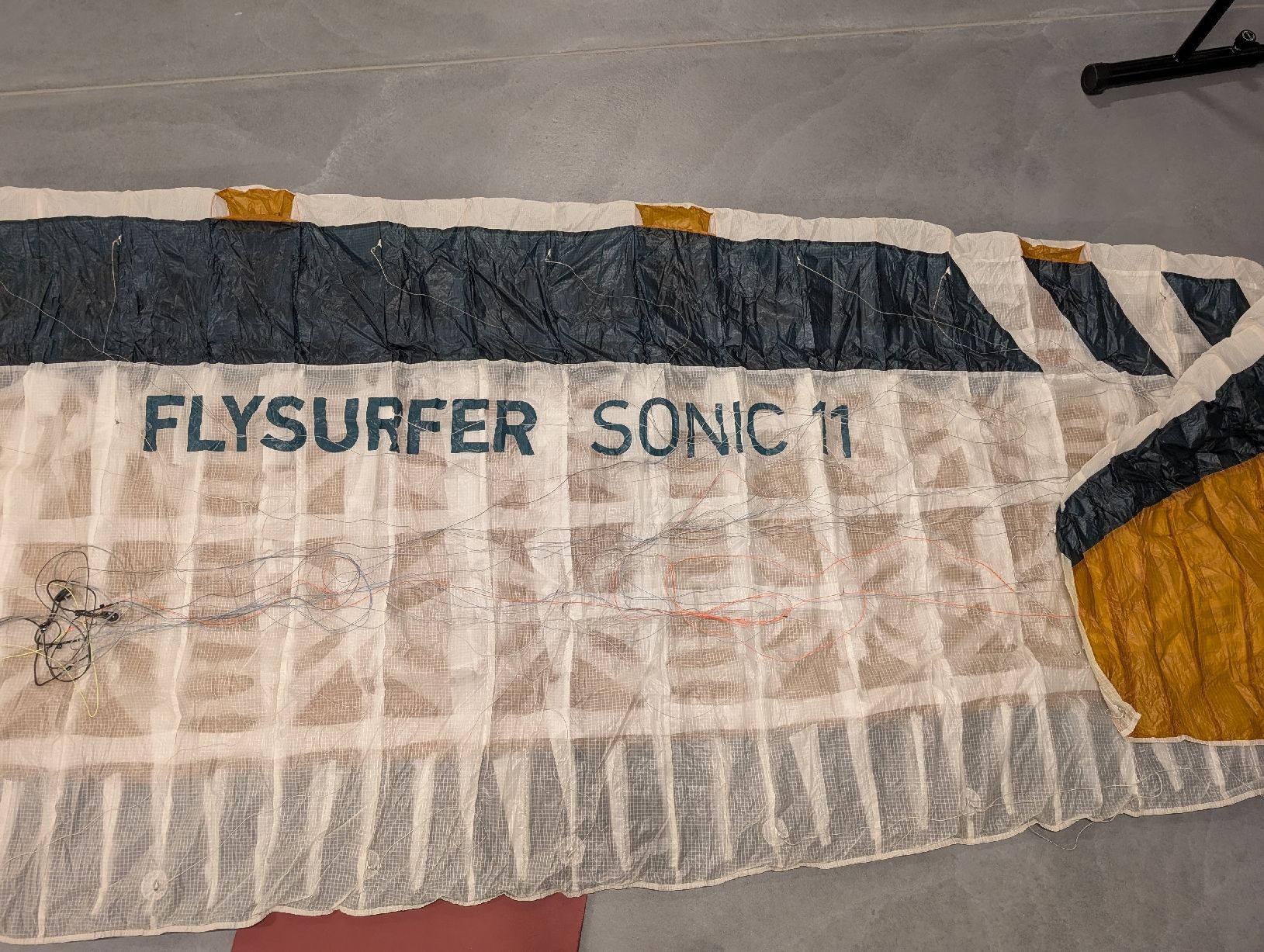 Flysurfer Aquilone: Flysurfer Sonic 3 11m2 – Usato da Köniz venduto da tiziano.zarro