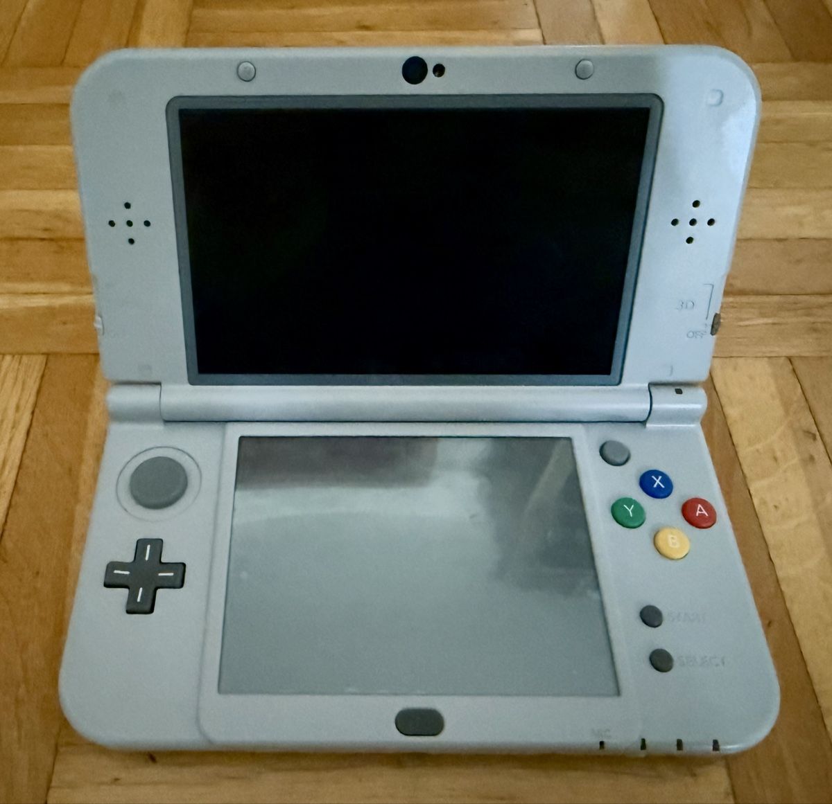 Nintendo Console: Nintendo 3DS XL -SNES Edition – Usato da Buchs ZH venduto da Hitsch1402 2