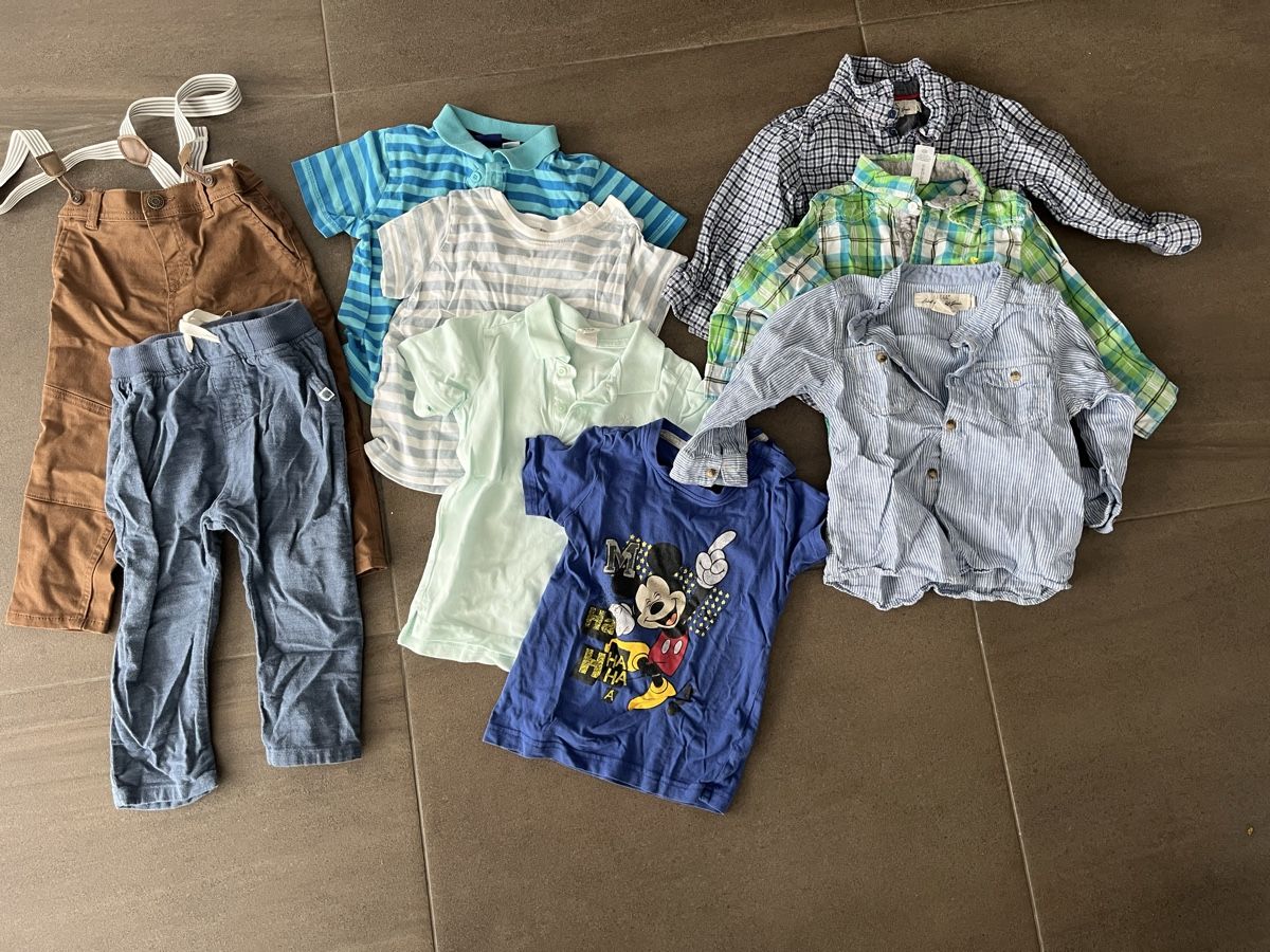 Lotti & Set di vestiti: Kleiderpaket Grösse 86 Frühling/Sommer – Usato da Abtwil SG venduto da Isi1