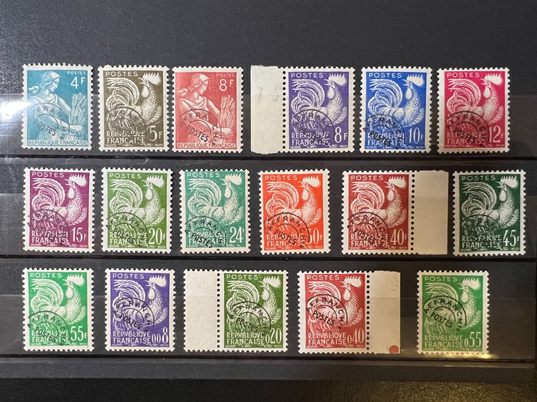 Alle Briefmarken: () Série Coq Gaulois & Moissonneuse préoblitérés ** Complet – Neu und originalverpackt aus Lausanne von ffhoud