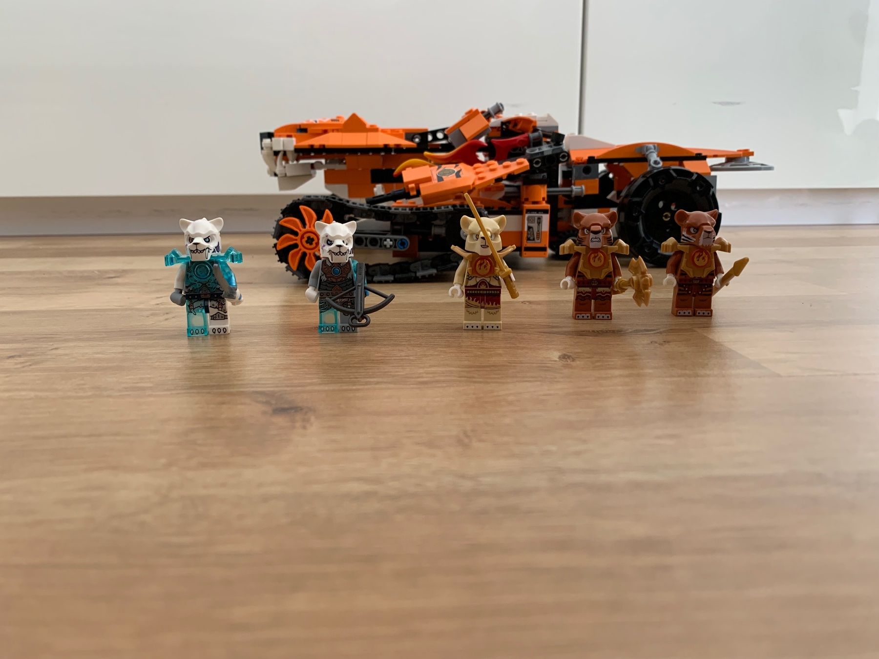 Lego Spielzeuge: Lego Chima, mobile Kommandozentrale der Tiger – Gebraucht aus Wettingen von  2
