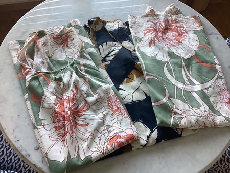 SATZ VON 3 x STRANDKLEIDER/SOMMERKLEIDER / M / 38-40