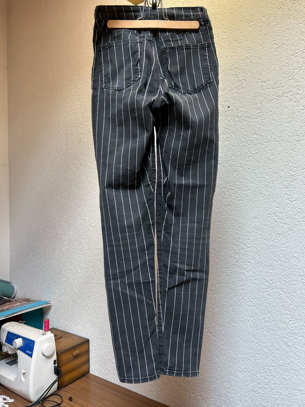 Tally Weijl Jeans: Pantalon taille haute Tally Welly – Gebraucht aus Soyhières von Maponos 1