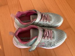 Skechers