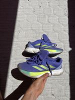 Laufschuhe Adidas lila gelb Grösse 41 1/3 gebraucht
