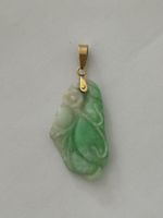 Pendentif jade sculpté or 14k
