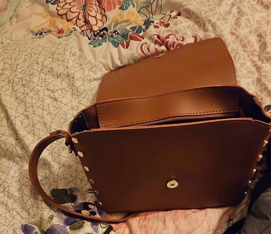 Borse da donna: Damen-Umhänge-Tasche – Usato da Strengelbach venduto da Luftschutzsoldat 1