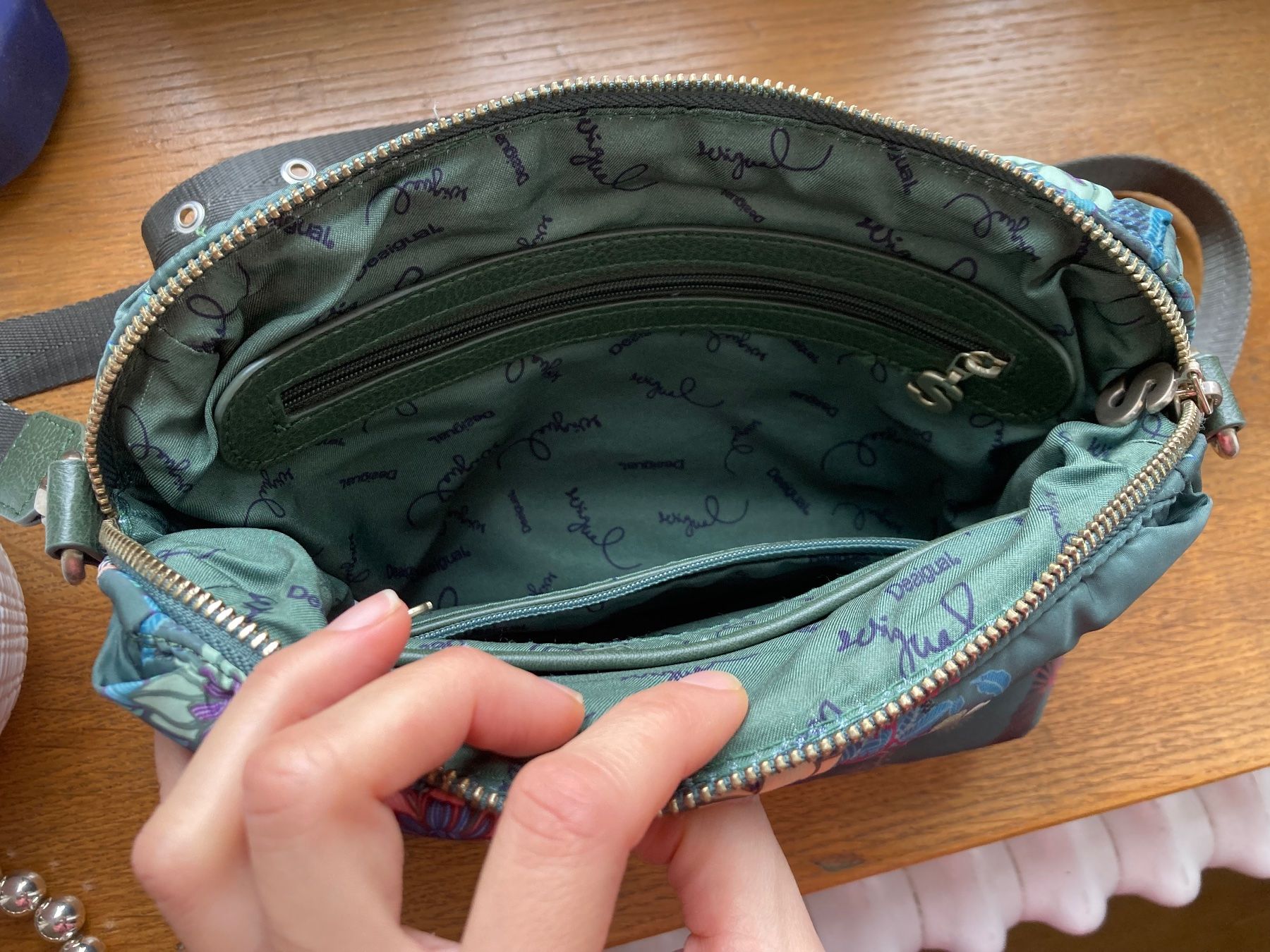Desigual Borse da donna: Desigual Tasche – Usato da Zürich venduto da toritorito 2