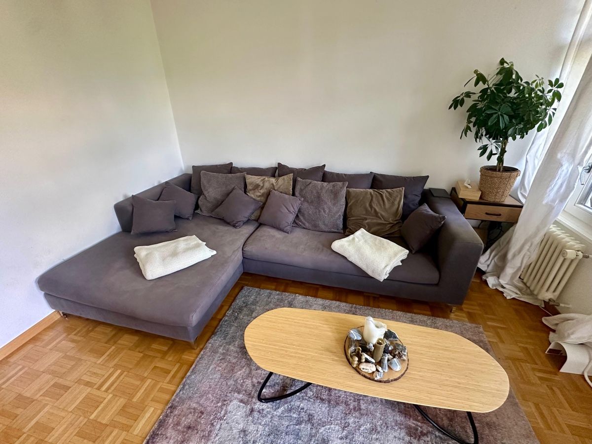 Divani: Corner sofa grey fabric sectional used condition – Usato da Frutigen venduto da LagzdinsM 5