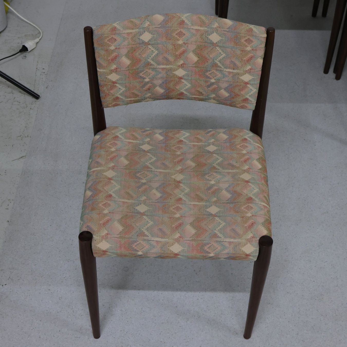 Stühle: Vintage-Esszimmerstühlen – Gebraucht aus Volketswil von brockipfannenstil 3