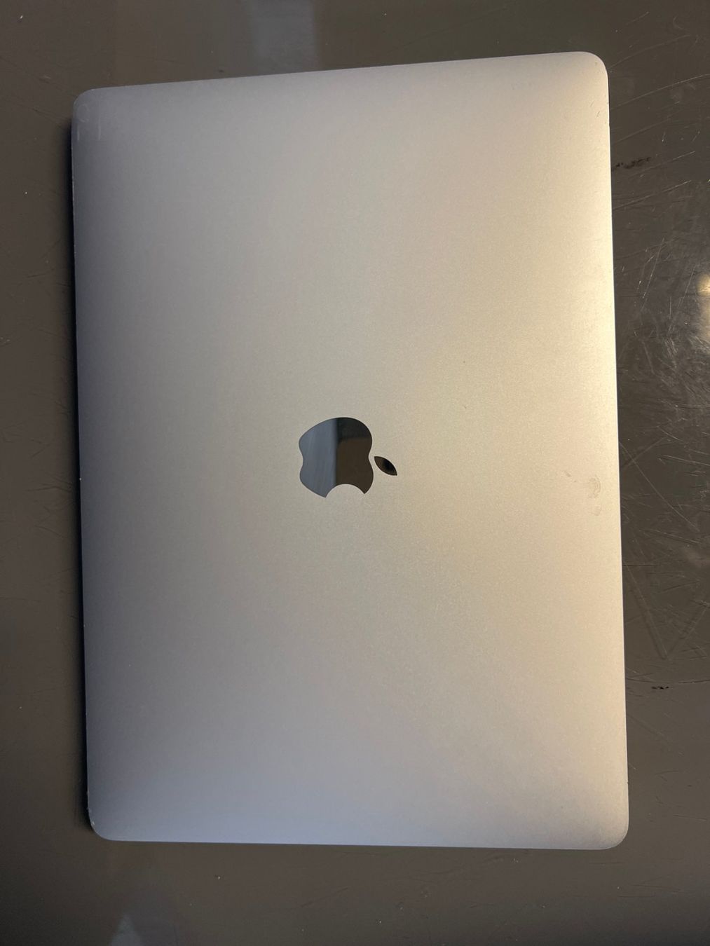 Apple Notebook: MacBook Pro 13" 2017 Silber Display Verfärbung Defekt #53 – Difettoso da Dietikon venduto da speedkauf 6