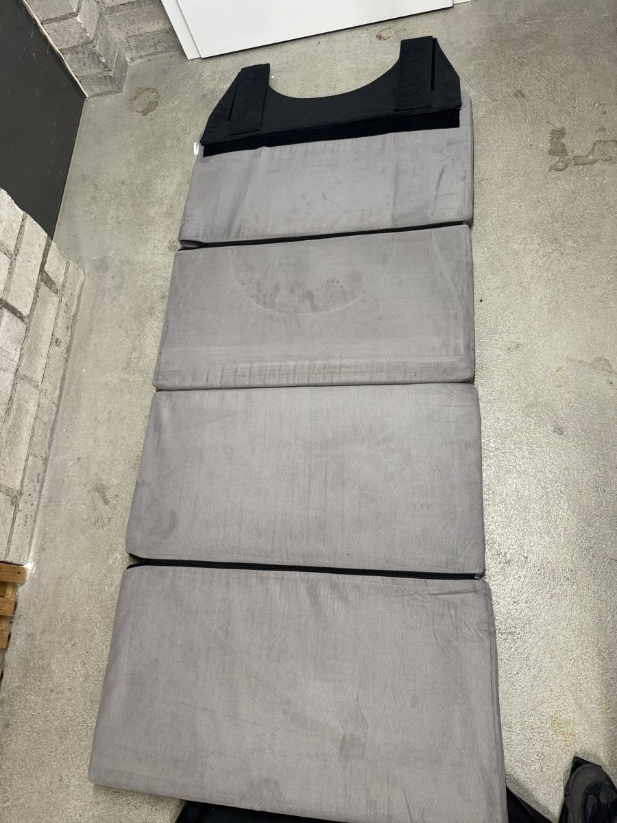 Materassi: Tesla Model 3 DreamCase All-in-One Schlafsystem – Usato da Solothurn venduto da Chrstoph1999 3