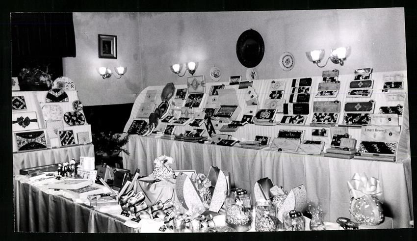 Fotografie &  Plakate: 24 Kilchberg, Musterschau, Messestand Sc – Gebraucht aus Berlin von bartko-reher