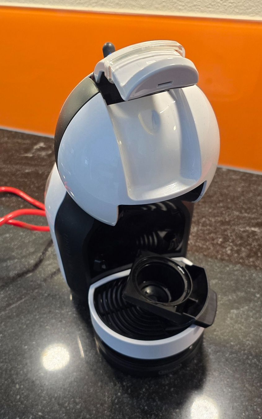 De'Longhi Machines à café & Machines à expresso: DeLonghi Dolce Gusto Kapselmaschine – Défectueux à Ruswil par DNAB 5