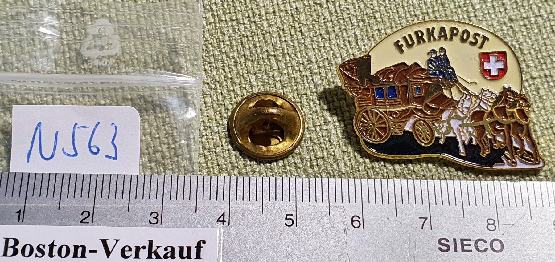 Placchette & Badge: N563 - Pin Postkutsche Furkapost – Usato da Reinach BL venduto da Boston-Verkauf 1