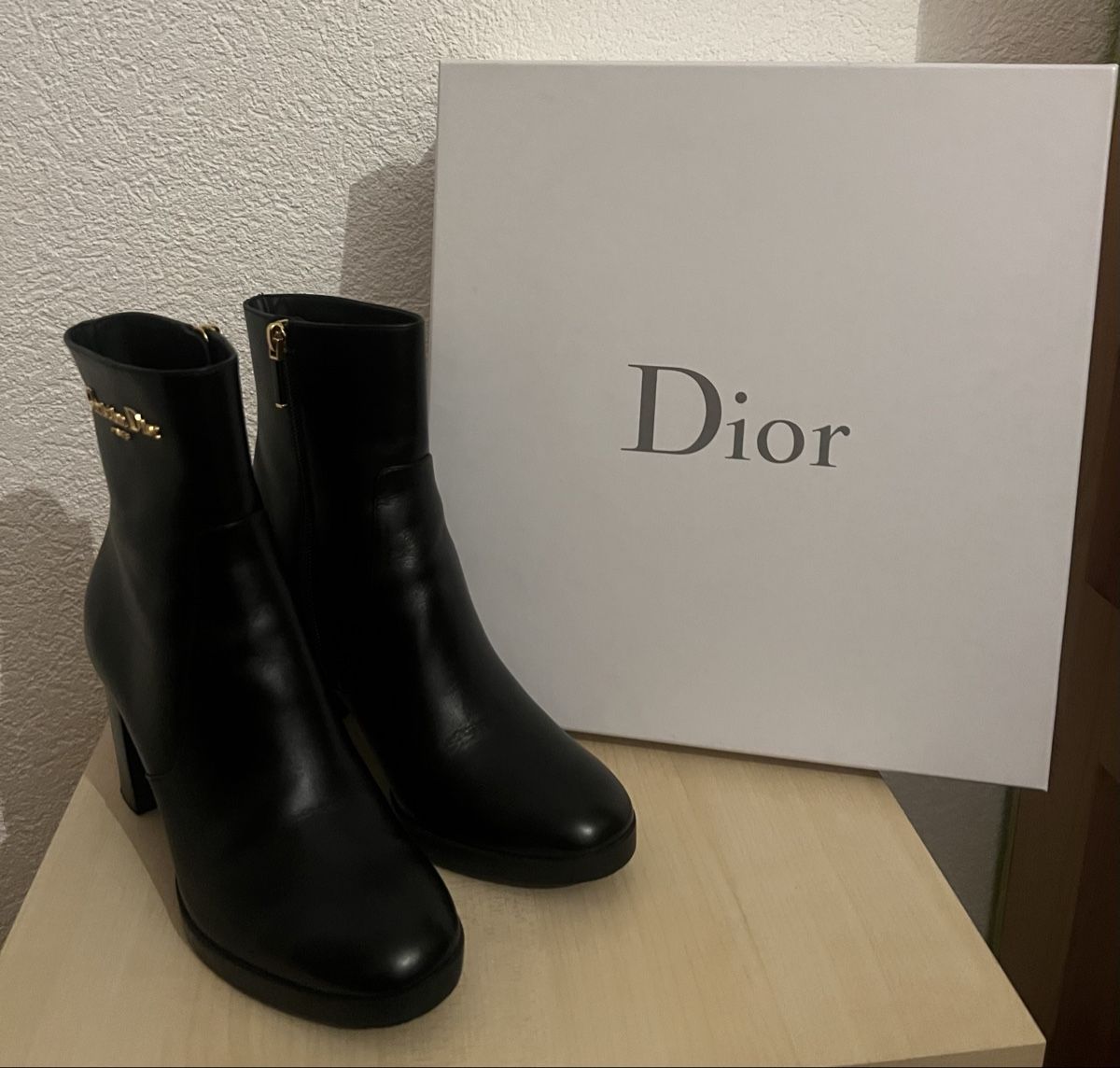 Dior Scarpe da donna: Bottines Dior – Usato da St-Pierre-Clages venduto da ste_xk6p 3