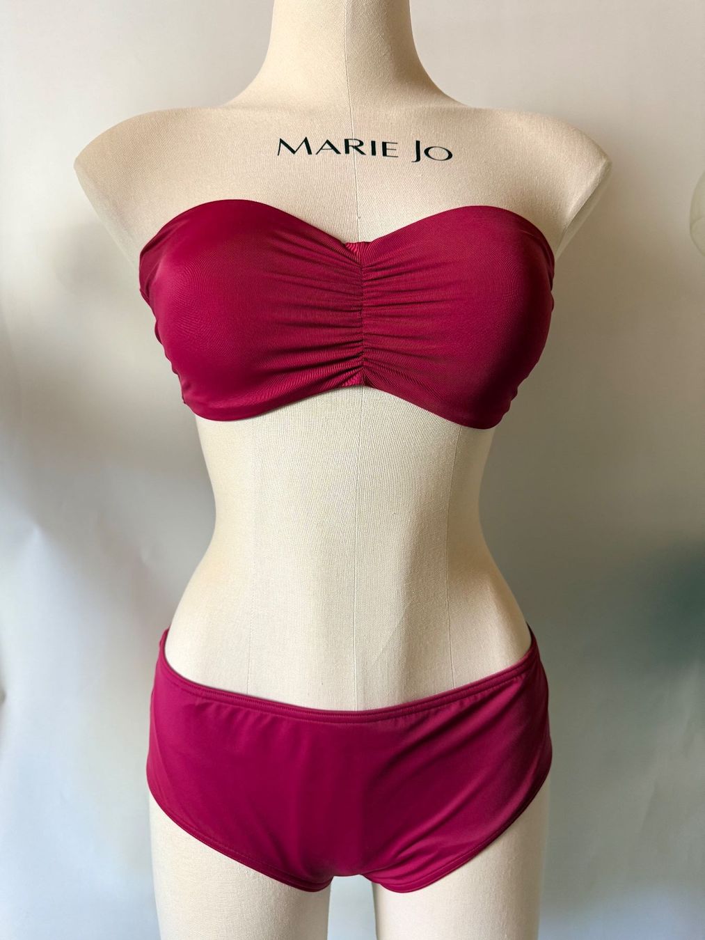 Triumph Badekleider & Bikinis: TRIUMPH, Bikini MIX & MATCH, Grösse 44B/44, Farbe Rot – Neu und originalverpackt aus Rudolfstetten von gst_g7xl 2