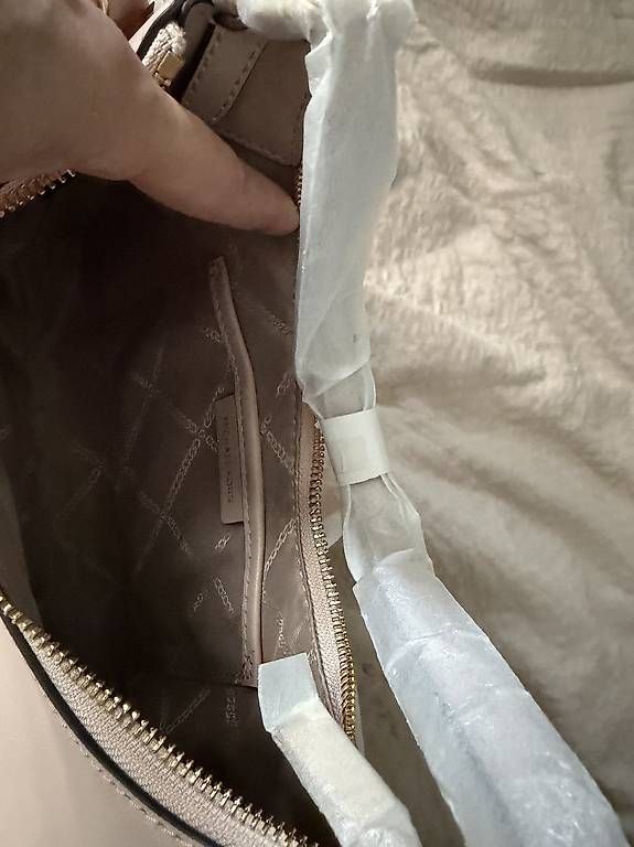 Sacs femmes: Tasche Michael Kors Neu  – Neuf avec emballage d'origine à Emmen par kat_ltp2 4