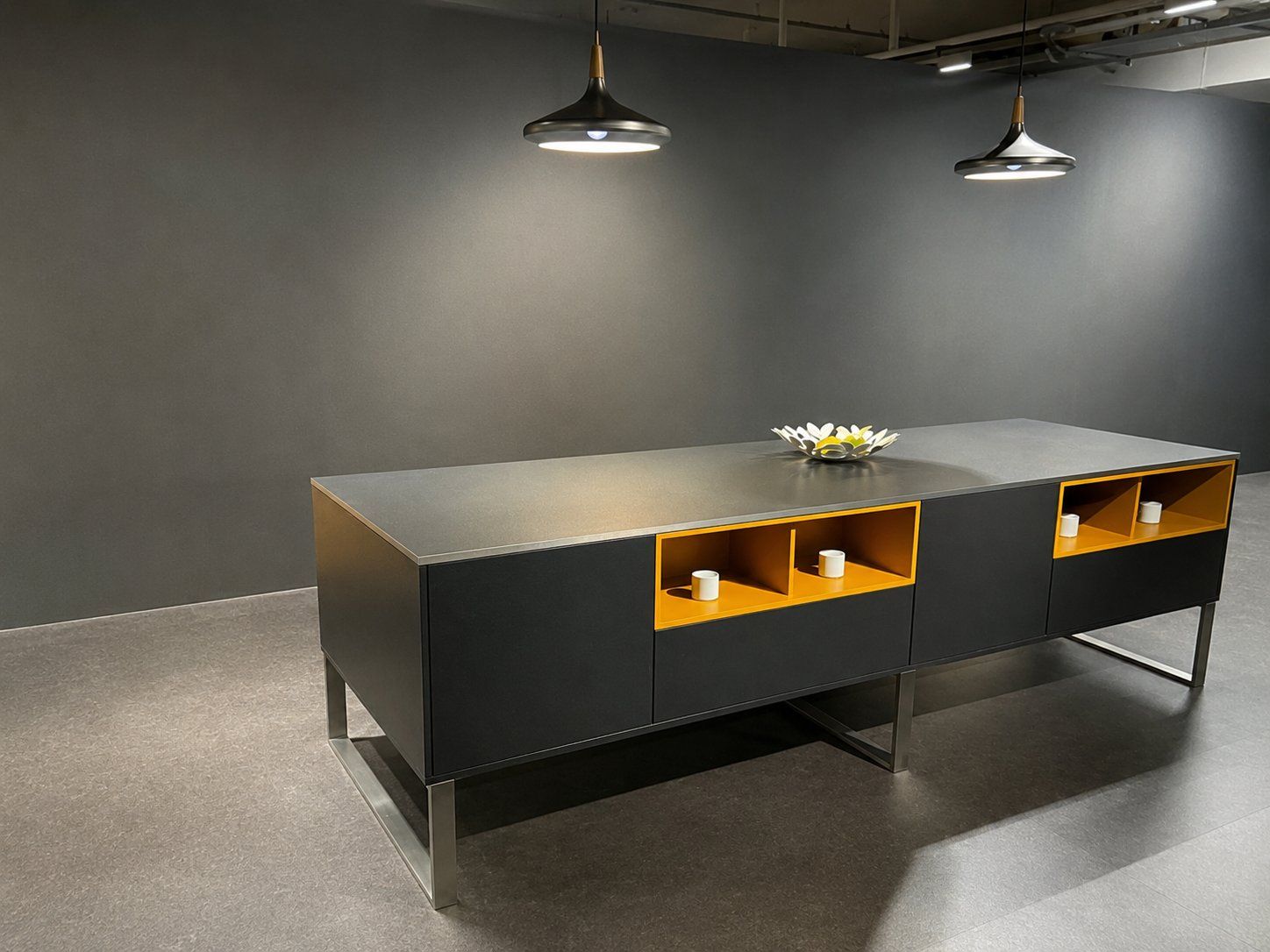 Cucine complete: Freistehende Küchen-Theke der Marke LEICHT – Nuovo (secondo la descrizione) da Schüpfen venduto da Centurion65