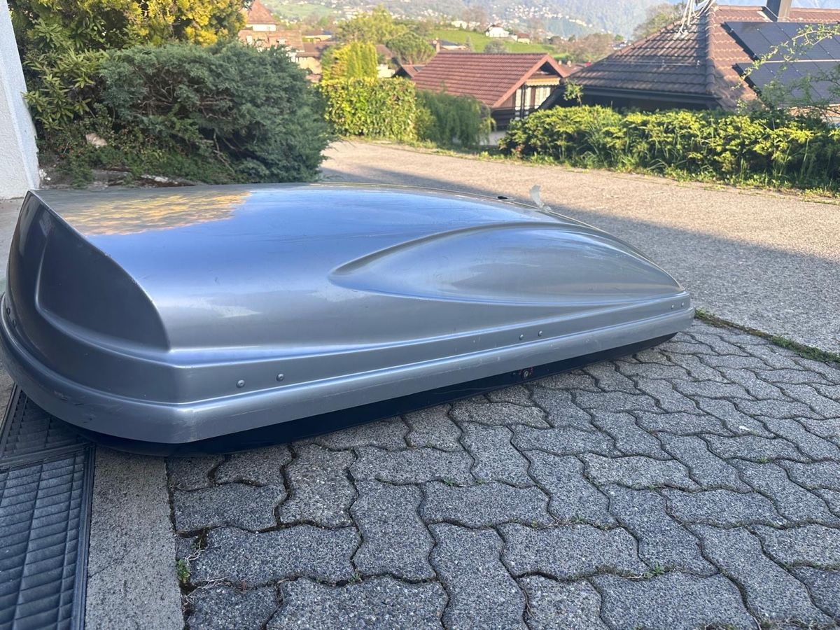 Thule Dachboxen: Box de toit Volvo 90 – Gebraucht aus St-Légier-Chiésaz von chr_9mxh 9