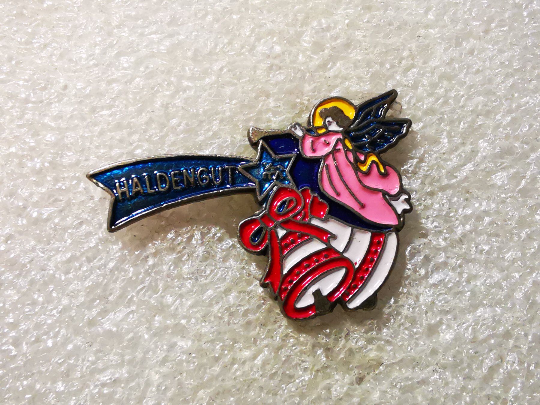 Placchette & Badge: Ansteckpin 82: Haldengut – Usato da Oppligen venduto da Pin-Fall-Shop