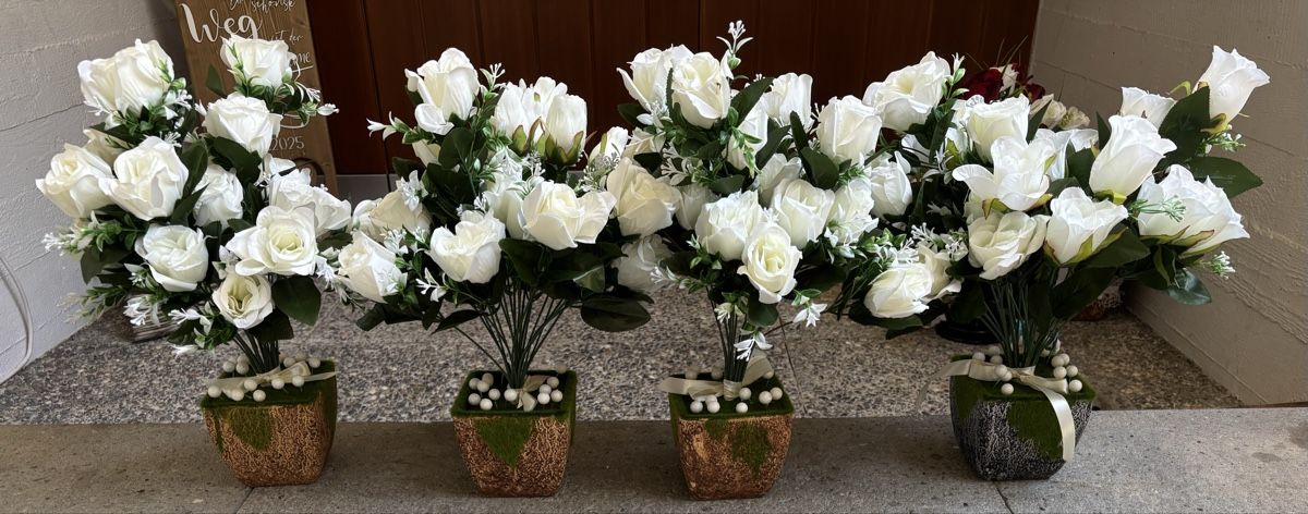 Alle Dekorationen: Wunderschöne künstliche Blumen-Deko insgesammt 20 Stück – Gebraucht aus Hombrechtikon von Aviation_and_more 1