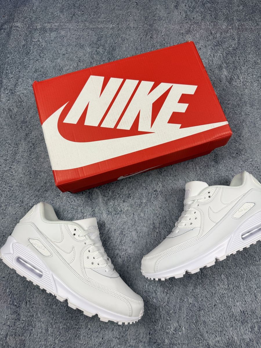 Nike Scarpe da uomo: Nike Air Max 90 Weiss Sneakers – Nuovo (secondo la descrizione) da Luzern venduto da kim221080