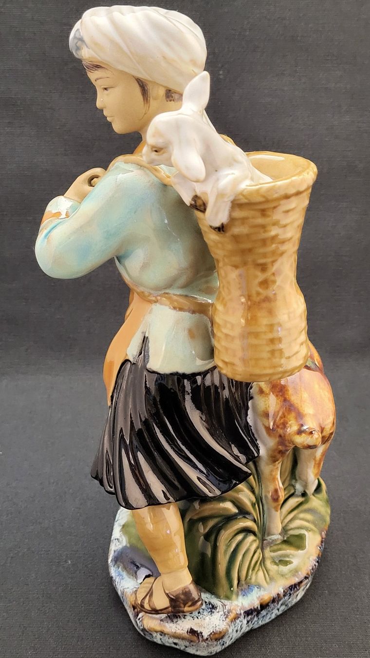 Figurines: Shiwan-Keramikfigur "Frau mit Ziegen" – D'occasion à Basel par spinne02 4