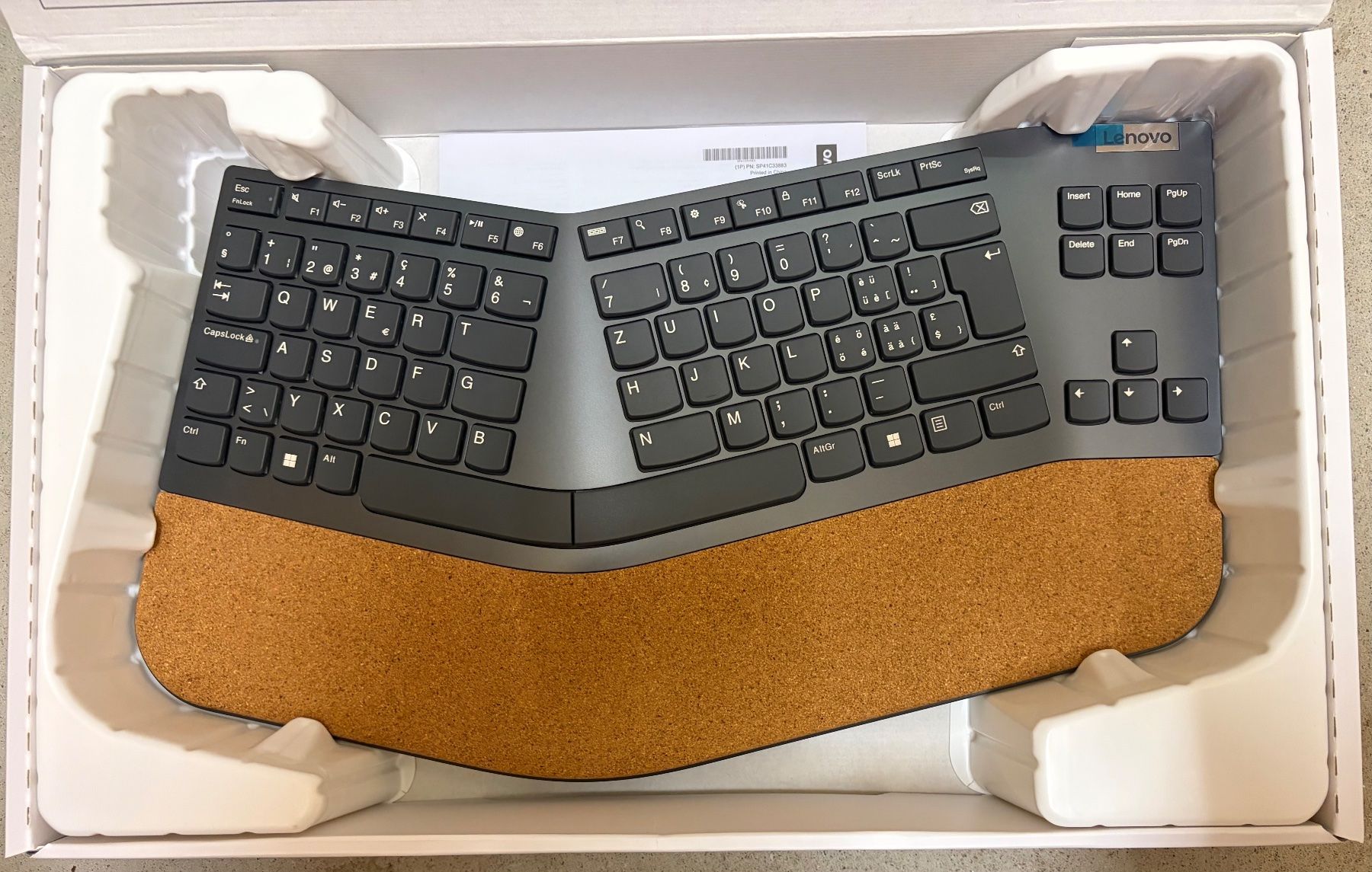 Lenovo Tastaturen: LeNovo Wireless Split Keyboard – Neu und originalverpackt aus Basel von berenice.roch 1