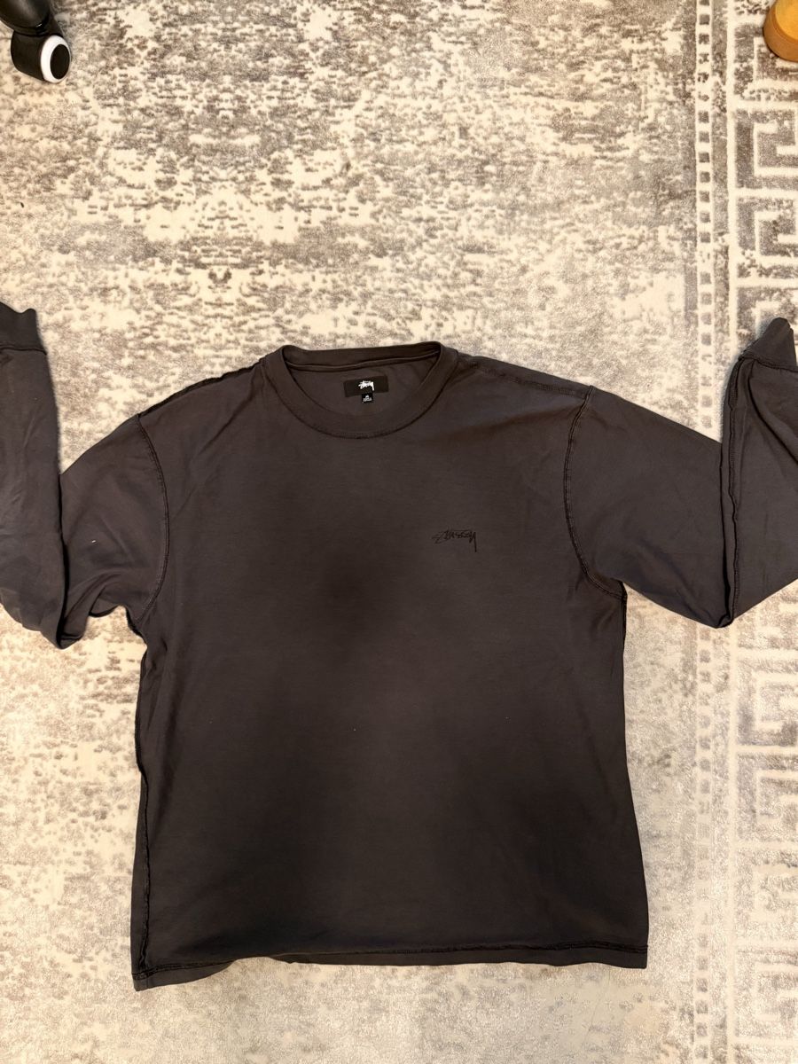 Stüssy Pulls & Sweat-shirts: Stüssy Longsleeve Anthrazitgrau – Neuf (Voir description) à Näfels par sellmemoric