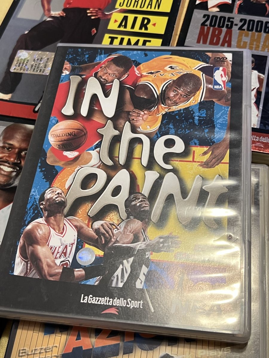 Tutti i VHS: NBA Collection Michael Jordan, Shaq, Larry Bird + VHS NCAA D – Nuovo (secondo la descrizione) da Muralto venduto da dan_pf8r 4
