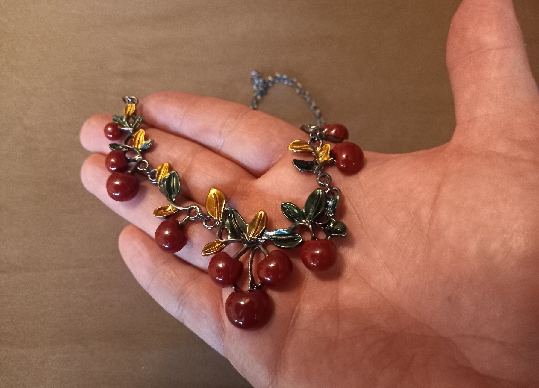 Ketten: Kirschen Retro Halskette - Collier Retro de cerises – Neu und originalverpackt aus Bussigny von NATURALO 2