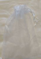 Weißer Organza-Geschenkbeutel mit Zugband