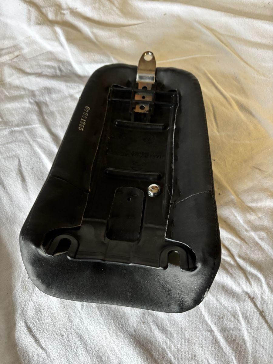 Harley-Davidson Tutti i ricambio per moto: Harley Davidson Sozius Sitz Breakout – Usato da Schötz venduto da Harley35 3