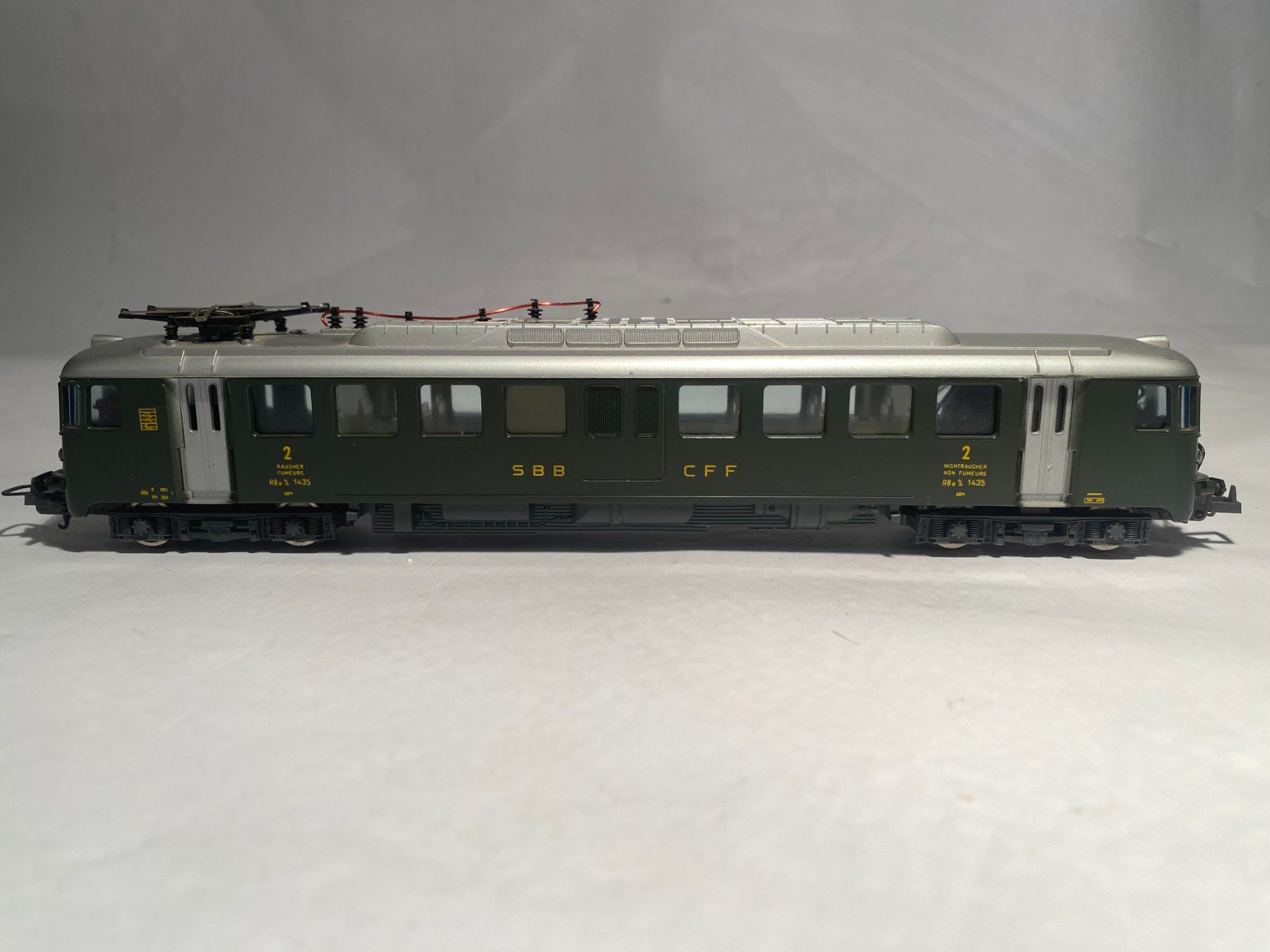 Lima Modellini di ferrovie: LIMA Triebwagen RBe 4/4 grün SBB DC analog – Usato da Buchrain venduto da Modellbahn11 3