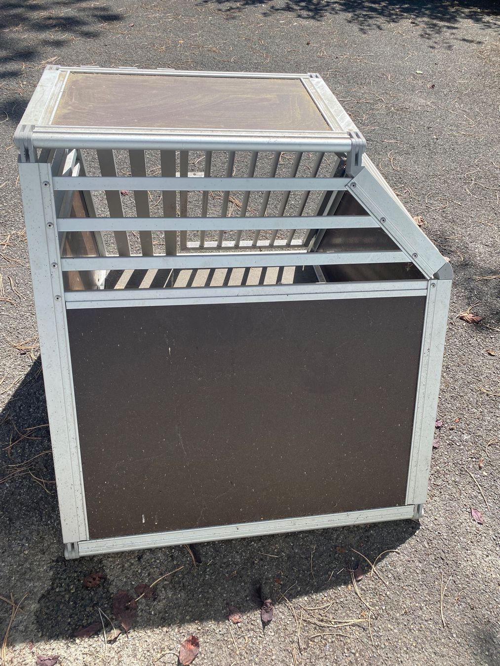 Cages, transport & sécurité: Hunde Transportbox – D'occasion à Bern par Leonie11 3