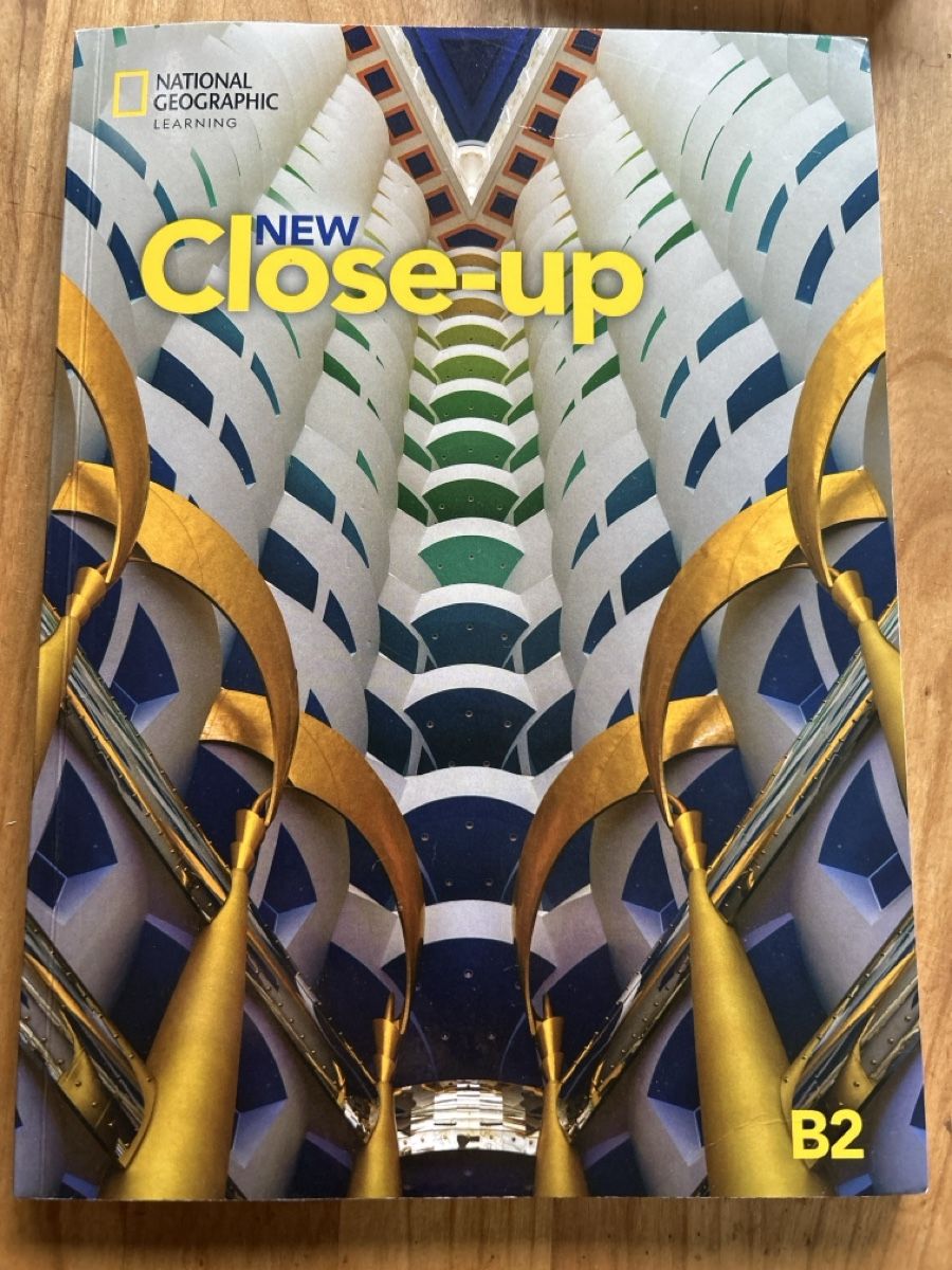 Libri: Close-Up B2 National Geographic – Usato da Uster venduto da Cmeergan