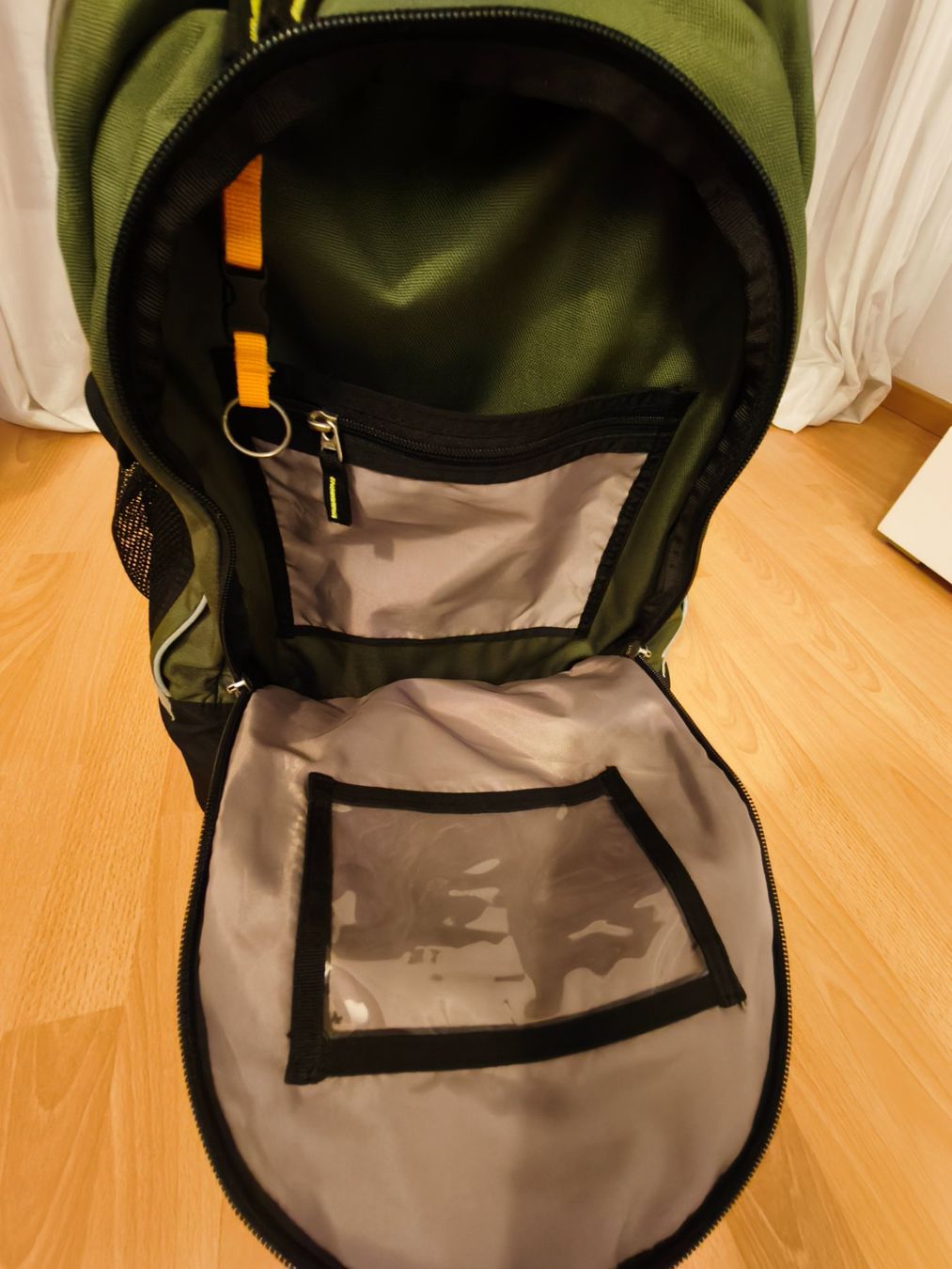Deuter Rucksäcke: Rucksack mit Rollen – Gebraucht aus Bassersdorf von gal_b5f5 6