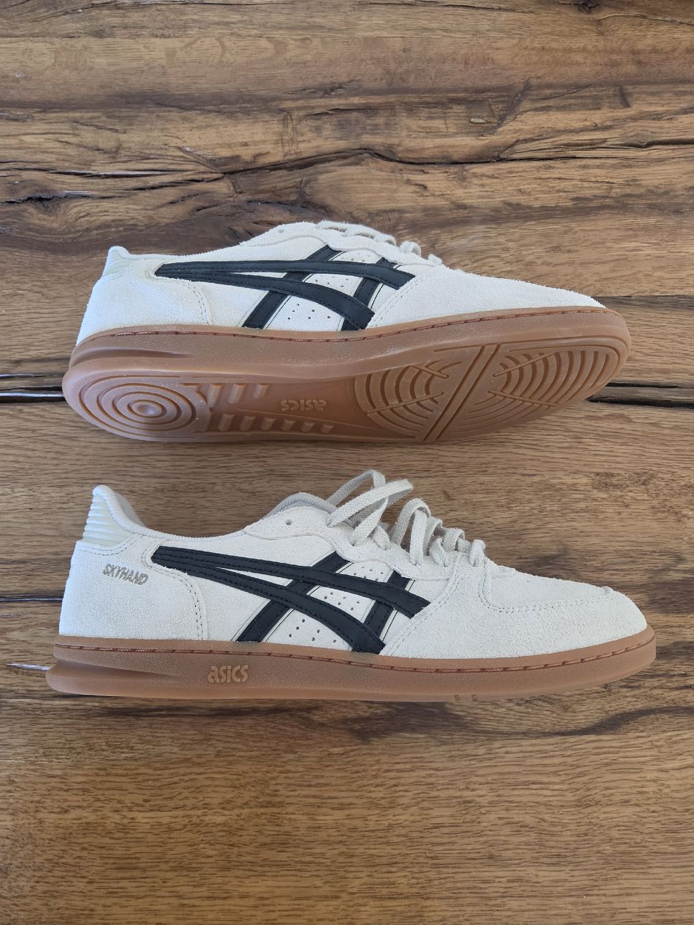 Asics Scarpe da uomo: ASICS Skyhand 44 – Usato da Meisterschwanden venduto da pabam1 1
