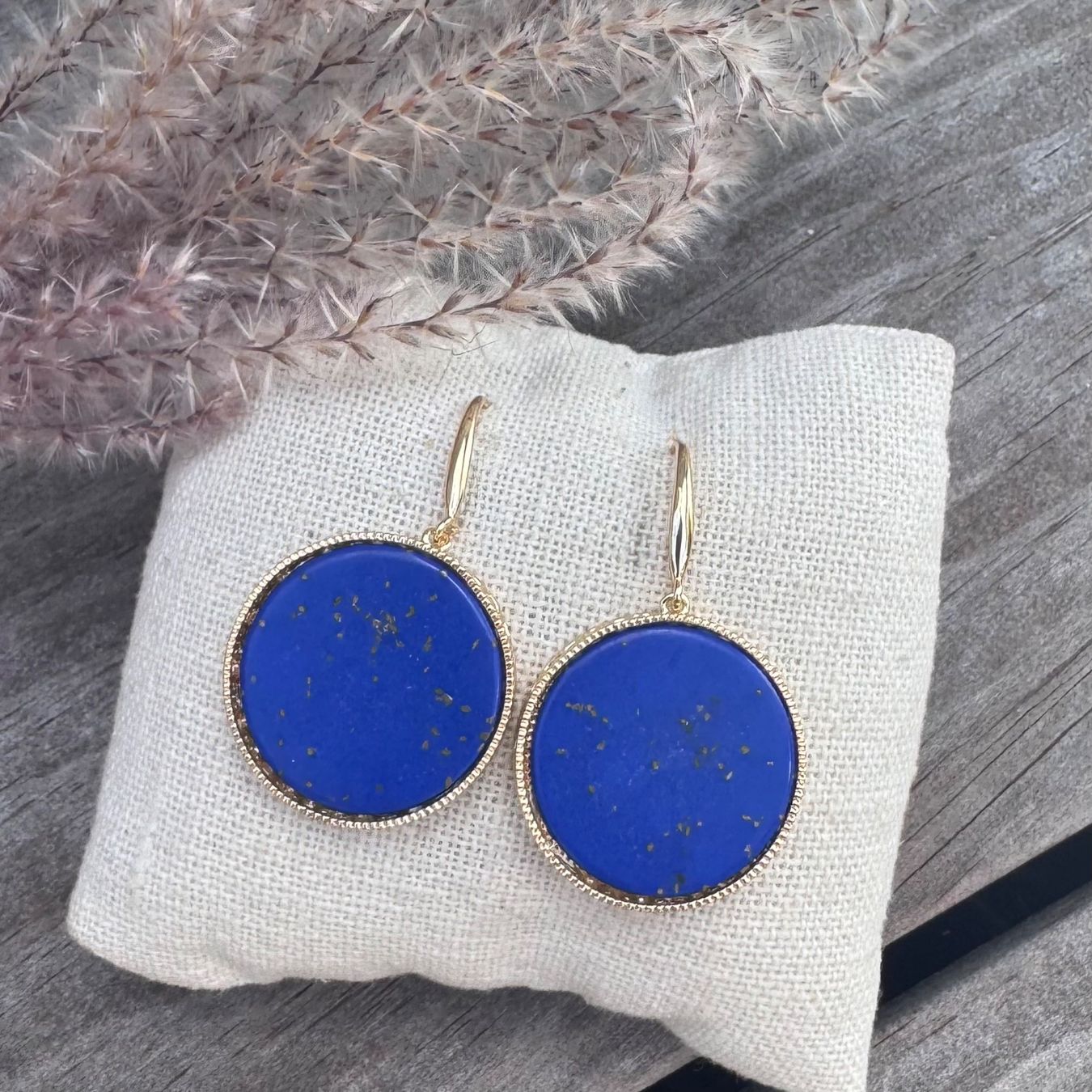Orecchini pendenti & Orecchini a lobo: Edle Lapis Lazuli Ohrhänger vergoldet rund – Nuovo e nell'imballaggio originale da Rombach venduto da Ivreajewels 4