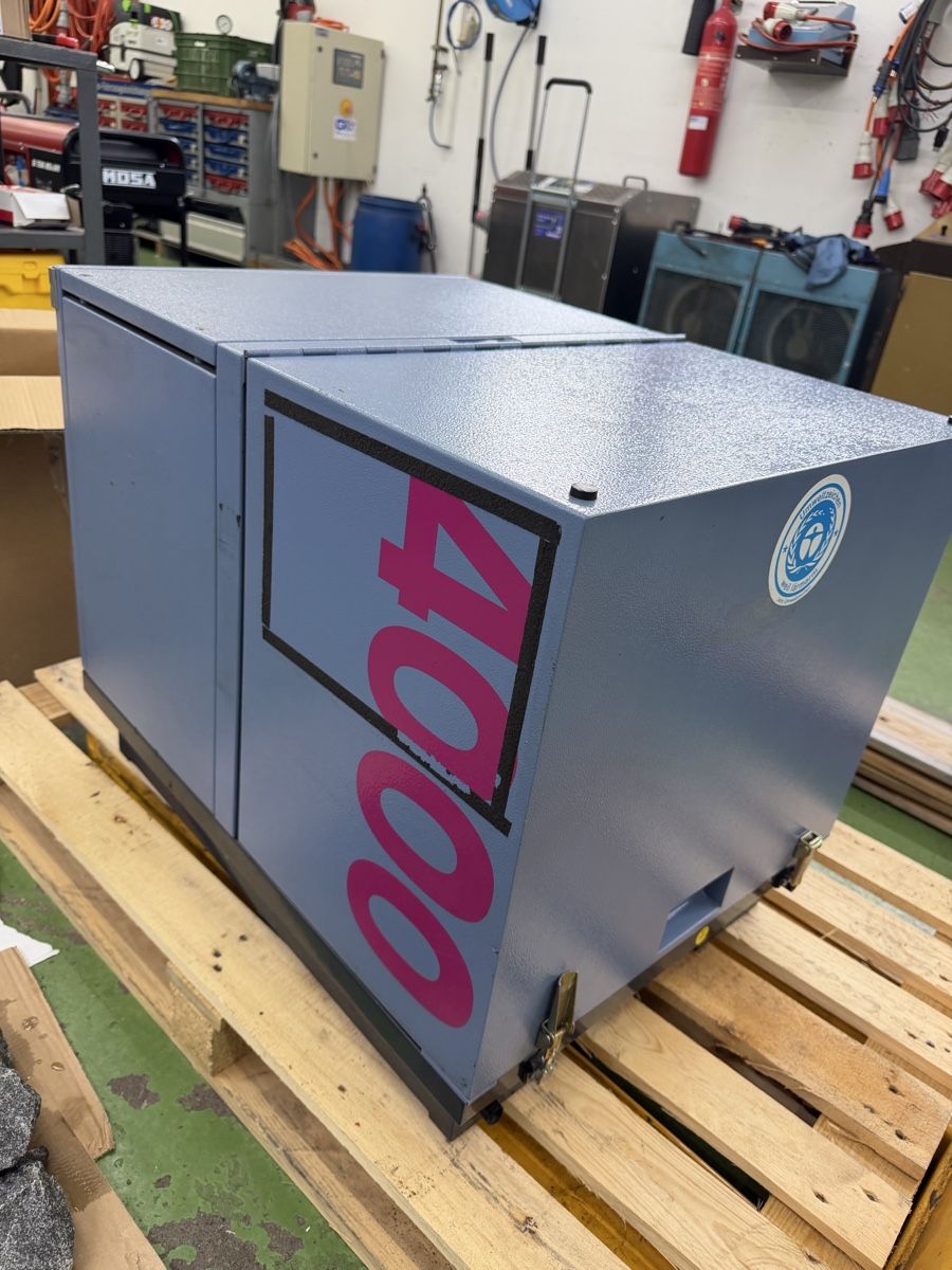 Generatori di corrente: Stromgenerator Geko 4000 Super Silent – Nuovo (secondo la descrizione) da Regensdorf venduto da Dani.Al 1