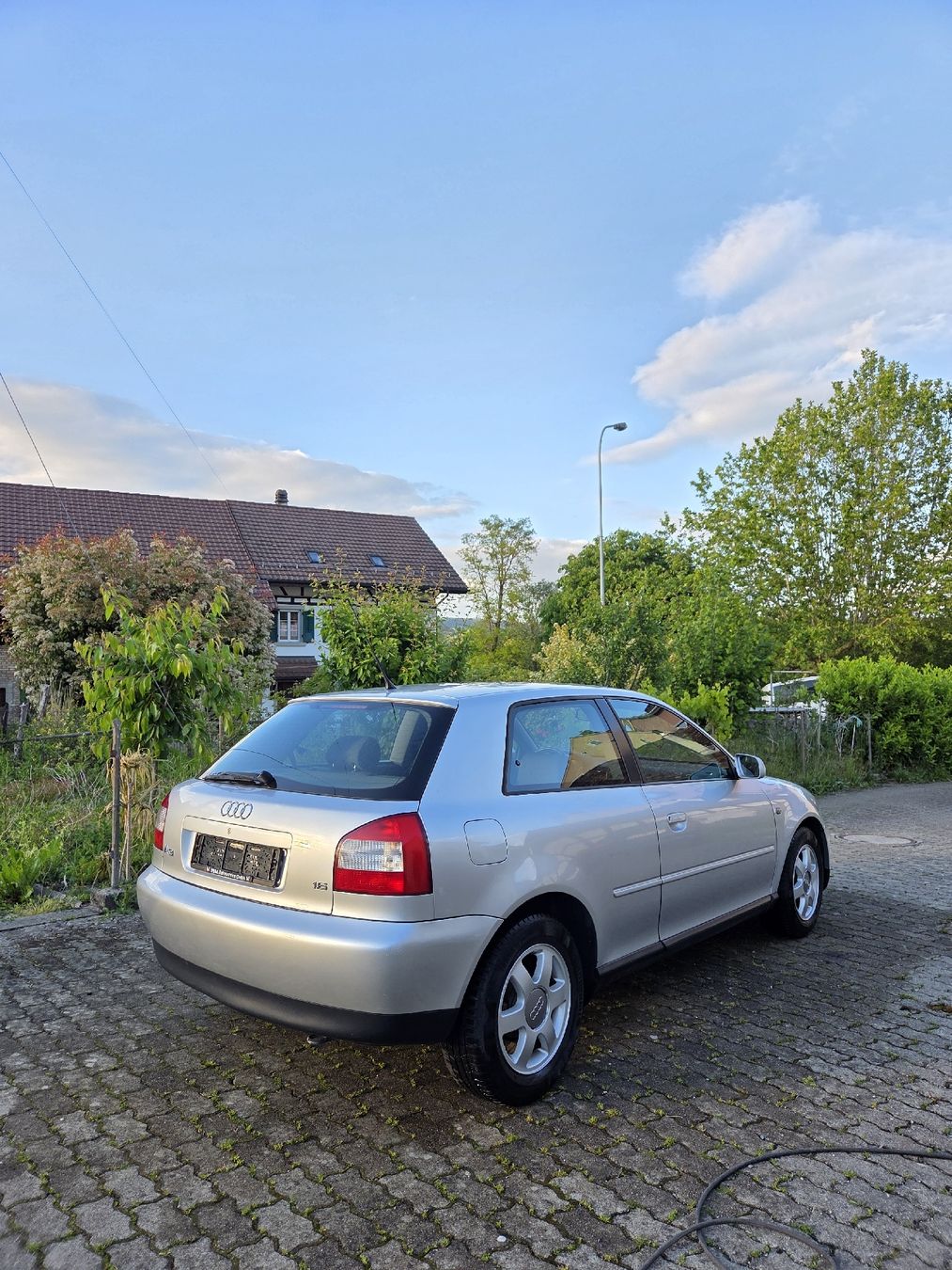 Audi Automobili: Audi A3 1.6 – Usato da Rümikon AG venduto da Leontin36 1