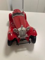 Alfa Romeo 2300 Spider (1932), rot, 1:18, Modellauto
