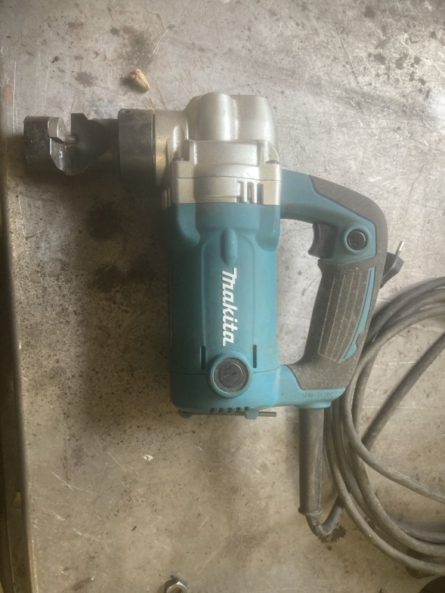 Makita Tutti gli attrezzi: Makita Blechknabber – Nuovo (secondo la descrizione) da Stechelberg venduto da bieter12345