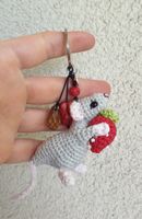 Amigurumi Schlüsselanhänger mit Maus Ratte handgemacht
