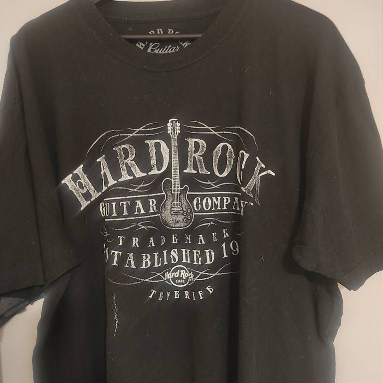 T-shirt: Maglie Nuove  – Usato da Losone venduto da mar_n5ds 1