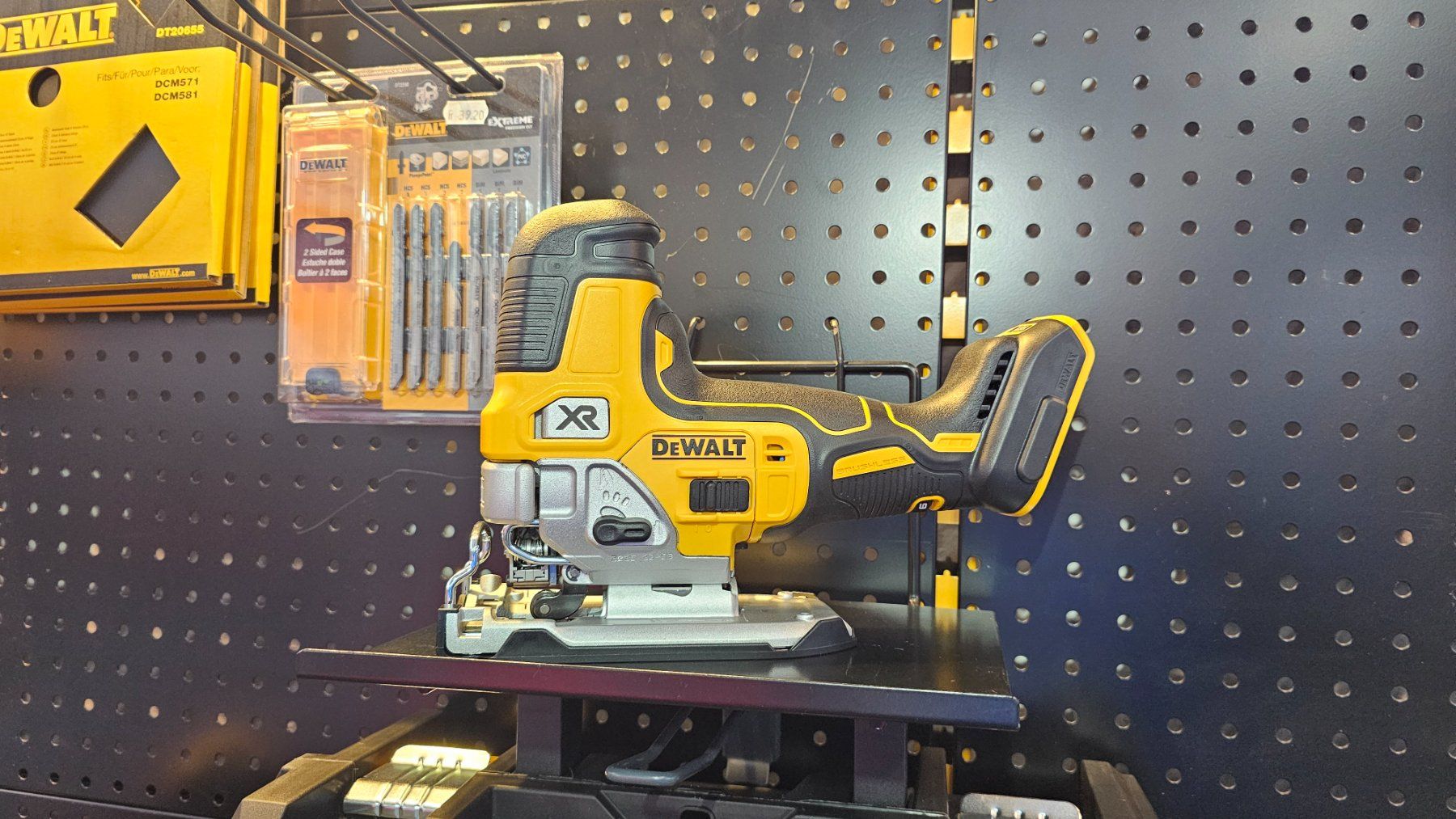 Dewalt Seghe: DeWALT 18V Akku Stichsäge DCS335NT Set – Nuovo e nell'imballaggio originale da Koppigen venduto da Bracher_Mail-House 6