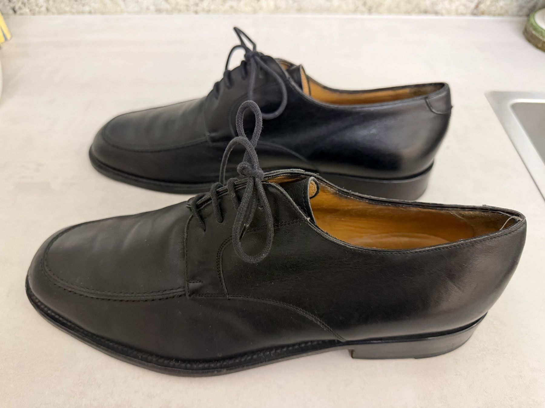 Herrenschuhe: Lederschuhe schwarz "Bruno Magli" Grösse 9 1/2 – Gebraucht aus Geroldswil von Jeremy11 1